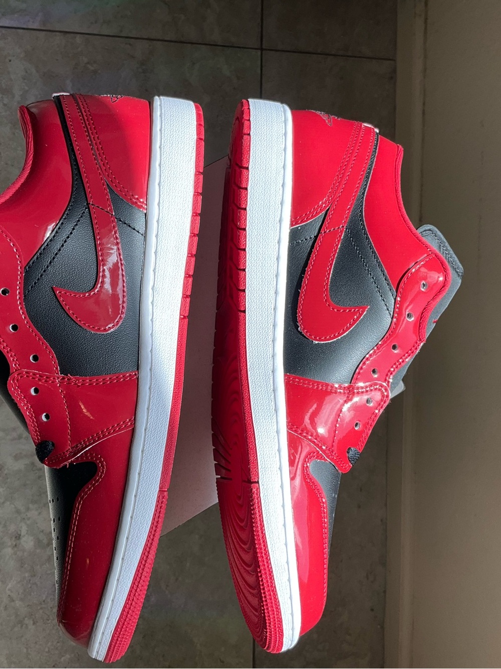 Nike Jordan Air Jordan One Low Patent Leather Varsity Red Black White - Picture 6 of 14